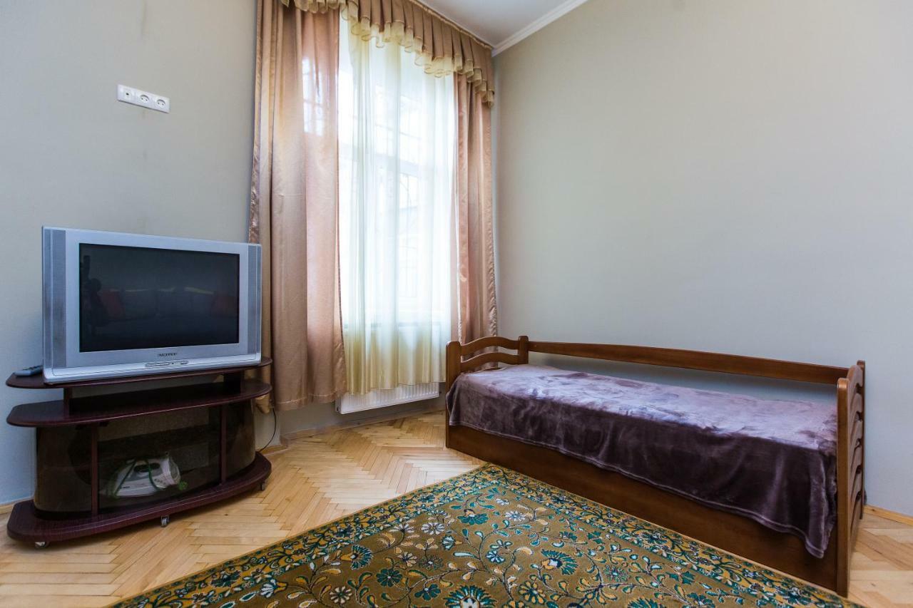 Apartments On Sholom Aleichem Та Ще Варіант Поруч Lviv Exterior photo